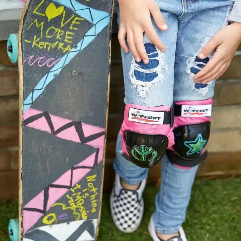 Wipeout-Kids-Protective-Pads_7-Lifestyle-